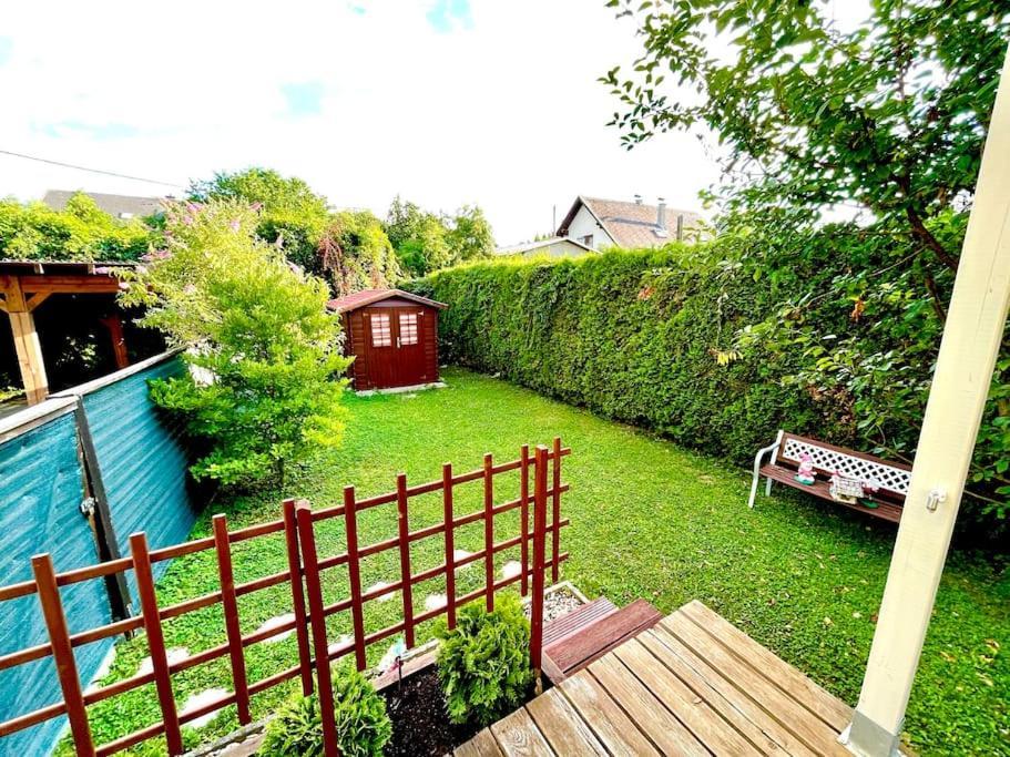 Schoene Wohnung Mit Eigenen Eingang Und Terrasse Gosseling Kültér fotó
